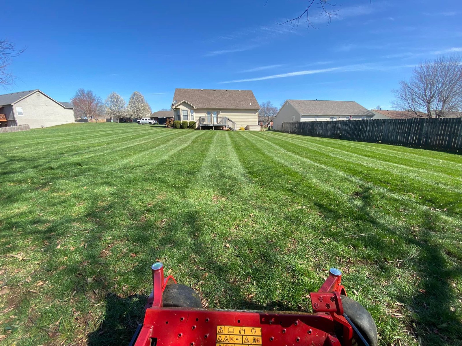 Capital Lawn Care team Frankfort KY